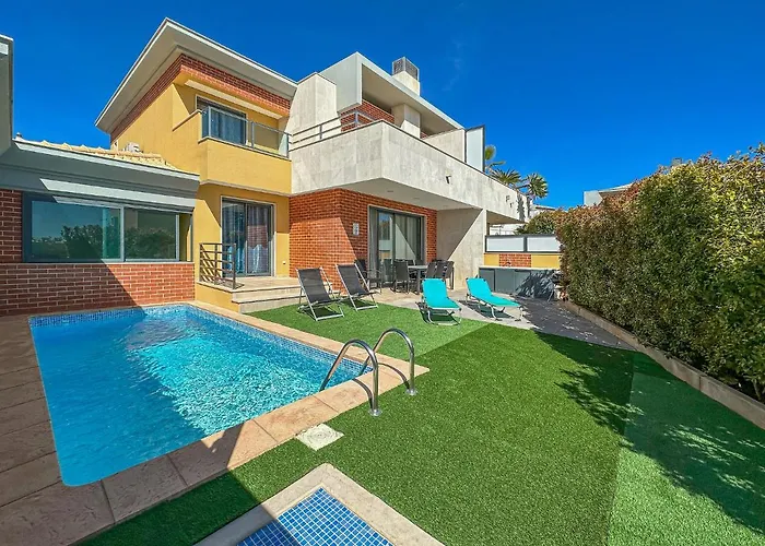 V4, Villa Jardins Branqueira7 Near Beach, Albufeira